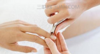 如何让手指不长倒刺