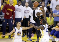 2016年NBA八大事件，哪一件最让你动容？