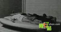 盘点各类灵异事件：监拍男子熟睡中悬浮