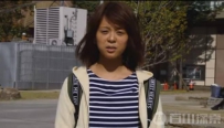 女孩素颜和化妆后找人借钱 结果惊呆了