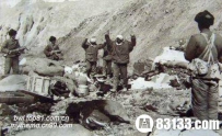 被俘印军士兵竟只穿睡衣