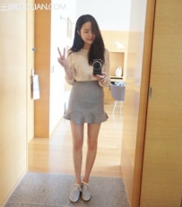 V型身材女生穿什么裙子好看