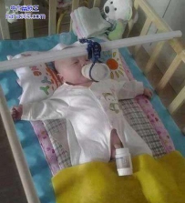 爸爸是这样照顾孩子的