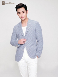 咖啡陪你金秀贤演绎初秋新时尚