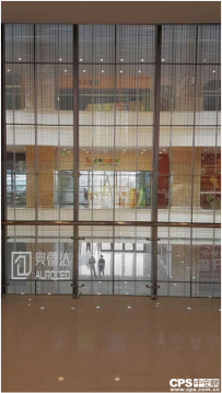 透明屏与金属的艺术融合奥蕾达为久金商场锦上添花