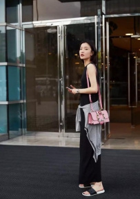 Miu Miu 推出MIUlady SKP 10周年特别限量版包袋