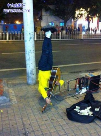 听说这么卖艺生意比较好