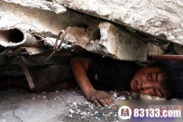 汶川地震灵异事件：现场直播出现鬼脸