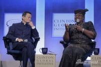 马云在美谈21世纪挑战：专注年轻人 专注小人物