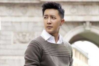 男士耳环 男生左耳戴耳钉的寓意
