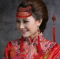 新娘戴什么头饰好看