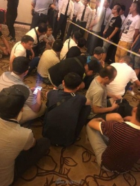 乐视股东大会取消 会场已散场