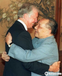 外交内幕：邓小平做了什么令美国人激动流泪？