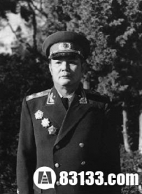 谁是唯一可佩剑进入蒋介石办公室的开国元帅