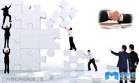 全方面分析网站的具体定位，方能建造出利于优化的网站