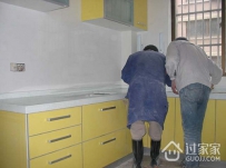 厨房装修是先装橱柜好，还是先装油烟机好