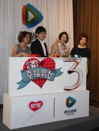 大明星化身幸福男女 银鹭携手阿雅感悟明星们的小幸福