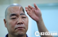 男子坠楼成“半头人”3D打印修复脑盖