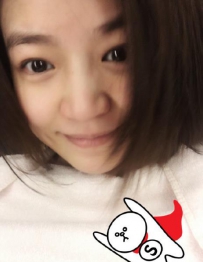 猎奇八卦：陈妍希产后首度晒出十天未洗头素颜照。。。。。 ...