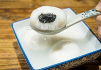 吃什么可以长头发