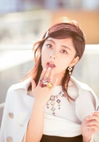 CAROLINE女装2016秋冬谭松韵同款搭配单品