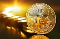 比特币再次重返15000美元上方，日内涨超8%