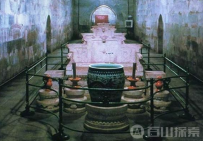 农民捡棺材板做家具 家人诡异惨死