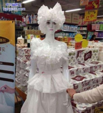 不得不佩服超市大妈的才艺啊