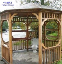 四处漏风的厕所