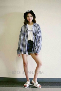 中长款格子衬衫内搭什么衣服