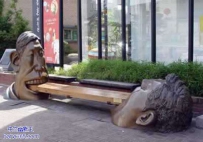 拿生命在为人民服务