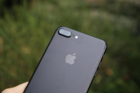 iPhone变慢苹果道歉：换电池服务降到218元