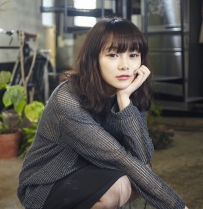 女生中长发发型图片