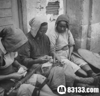40年代重庆女袍哥不输男 800女汉子打死警察