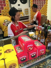 潘达芝士挞引爆上海2016法拉利赛道日嘉年华