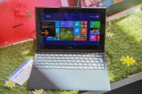 Lumia 2520对比Surface 2