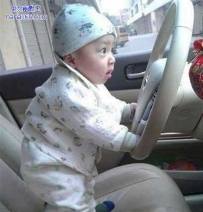 胆子大了，居然敢超我的车